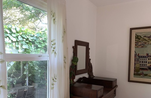 Graton House | Cottage in Rural Sebastopol, a few minutes Walk to the little Village of Graton