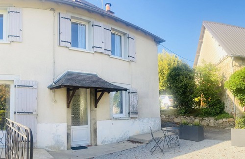 Chanteix House | Cottage In the Shadow of the Tulip Tree