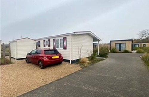 Koudekerke Ski Chalet | Cottage in Zeeland with Pet-Friendly Stay
