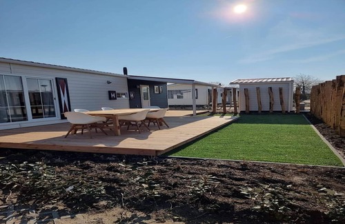 Koudekerke Ski Chalet | Cottage in Zeeland near the Beach
