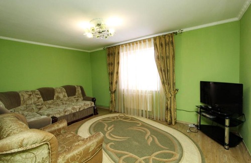 Yaremche House | Cottage "Kliverent"