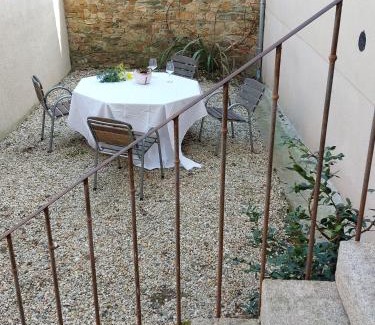 Cholet House | Cottage Le Rêve d'Esther, atypical and elegant!