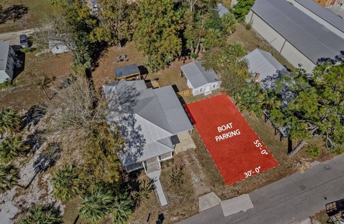 Port St. Joe Cottage | Cottage located steps away from downtown PSJ.