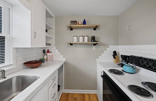 Old North End Cottage | Cottage Near Downtown