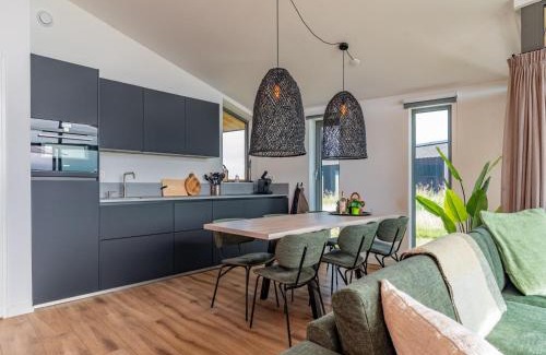 Wissenkerke House | Cottage near Het Bokkegat Nature Reserve, cleaning included