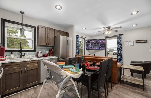 Sherrills Ford House | Cottage next to Mt Creek Park