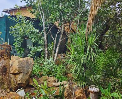 Silverton Apartment | Cottage of the Grumpy Old Man, no loadshedding