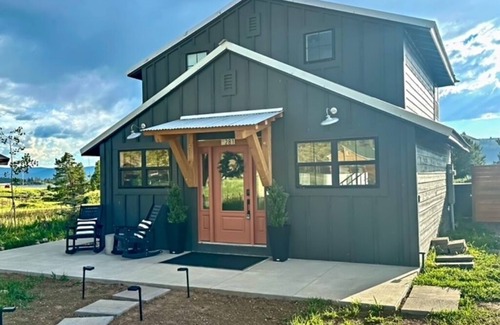 Granby Cottage | Cottage on Lake Granby with 360 Mountain Views/Rocky Mountain Nat'l Park/Ski