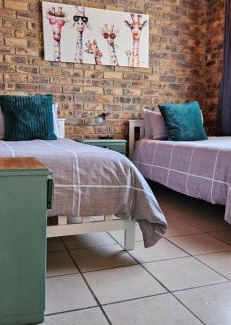 Marloth Park House | Cottage On Naboom