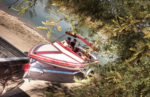 Ehrenberg House | Cottage On Riverfront! At Resort, Sleeps 6