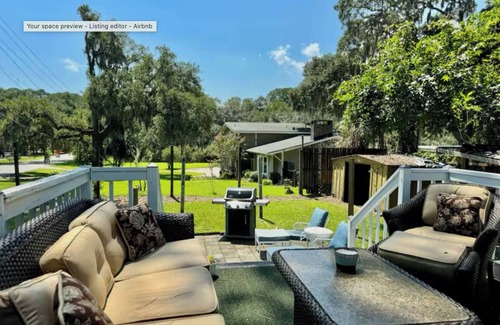 Beaufort Cottage | Cottage on Rodgers - Sleeps 4!