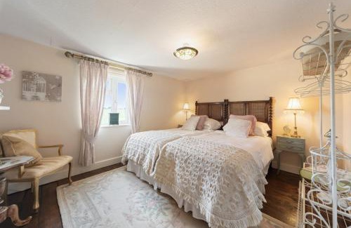 Malvern House | Cottage On The Common