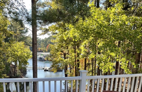 McCormick House | Cottage On The Cove At Lake Thurmond - Dock - Sleeps 10