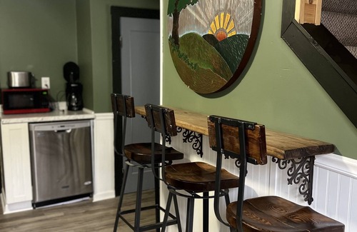 Loudonville Cottage | Cottage on the Creek nPeaceful Stay Loudonville, Ohio. NEW HOT TUB