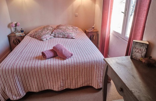 Sigonce Cottage | Cottage-Private Bathroom-Le mas du lac