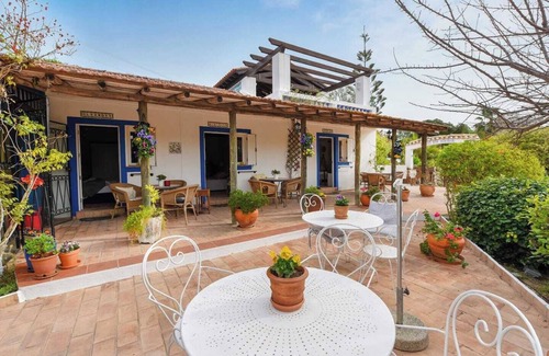 Farta Vacas Cottage | Cottage "Quinta das Achadas - Lanterna" with Pool, Wi-Fi, Terrace & Garden