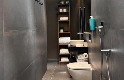 Bolton House | Cottage - Sleeps 2 Patio & Free On-Road Parking