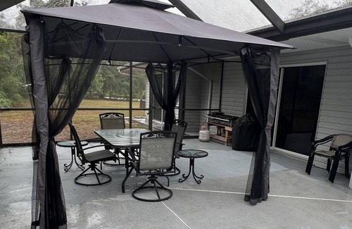 Brooksville House | Cottage