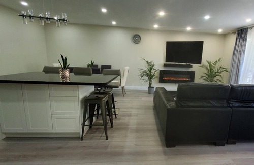 North York House | Cottage Vibes in the City