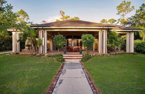 Nassau Cottage | Cottage w gym & generator Near beach & more