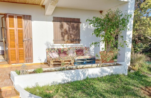 Casaglione House | Cottage with a large garden and beautiful views