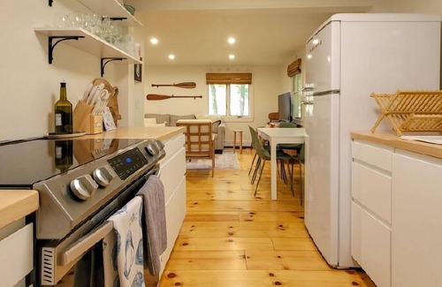 East Falmouth Cottage | Cottage with beach/dock access