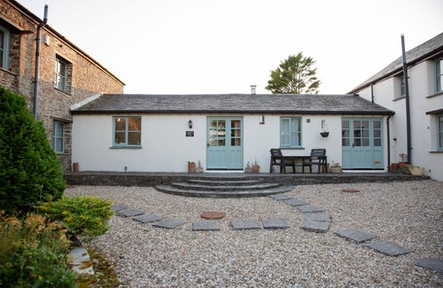 Bude Cottage | Cottage With Indoor Swimming Pool In Stunning Rural Location Near Ocean