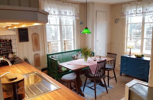 Vaxholm House | Cottage with ocean view on Rindö Island 45 min from town