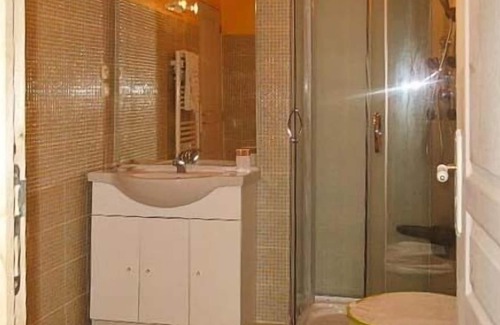 Thonac Cottage | Cottage with pool and garden, can accommodate 6 people, 2 bedrooms