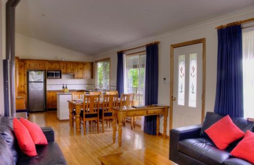 Lovedale House | Cottages on Lovedale - Cottage No. 3