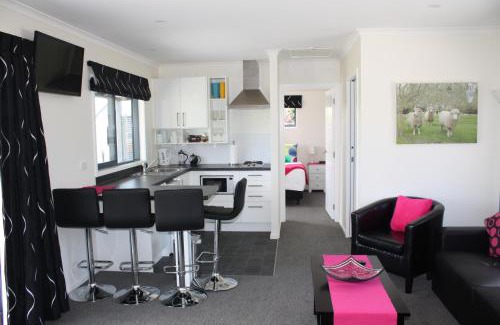 Havelock North House | Cottages On St Andrews
