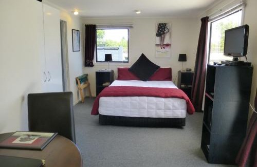 Havelock North House | Cottages On St Andrews