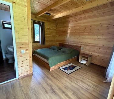 Mazeri House | Cottages SHIKHRA - კოტეჯები შიხრა