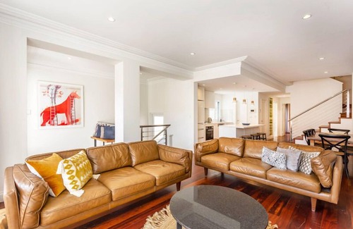 Cottesloe House | Cottesloe Aqua Retreat - Executive Escapes