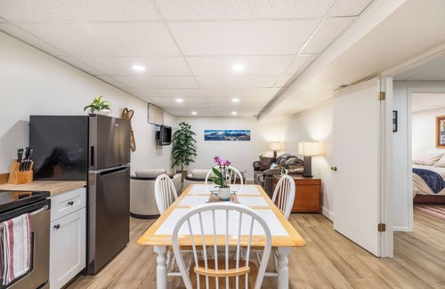 Cottonwood Heights House | Cottonwood Retreat - Private Entrance - Near Canyons!