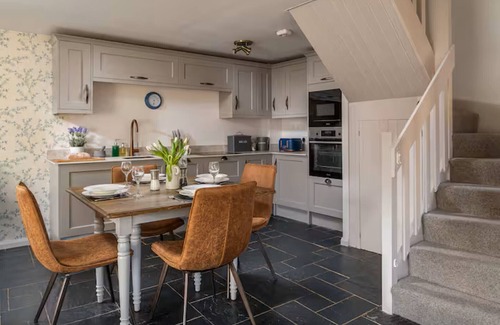 Combe Martin Cottage | Coulscott Aylesbury Cottage
