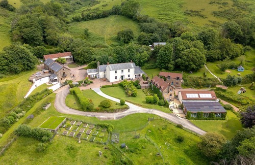 Combe Martin Cottage | Coulscott Bantam Cottage