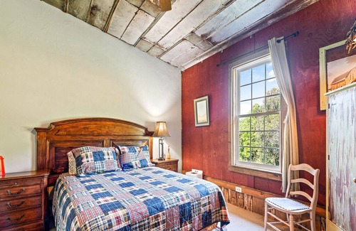 Clyde House | Count Your Lucky Stars! A Gorgeous Barn transformed to your next mountain stay.