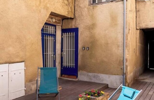 Moulins Apartment | Country apartment