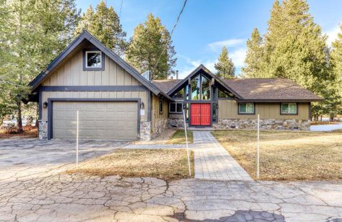 South Lake Tahoe House | Country Club Retreat