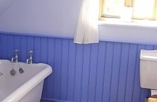 Kilmington Cottage | Country Cottage In Peaceful Surroundings, Pet Friendly, Footpaths On Doorstep