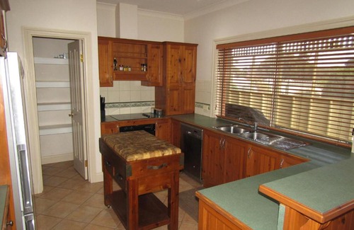 Melville House | Country Comfort