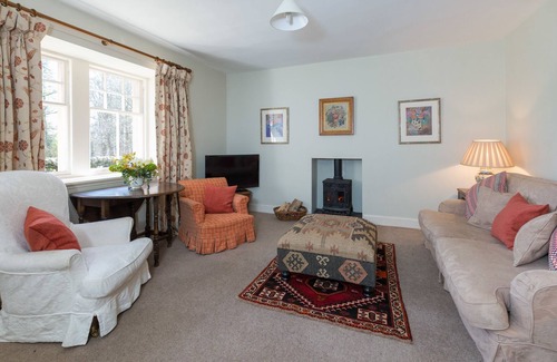 Galashiels Cottage | Country cottage situated on a private Scottish Estate