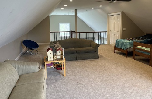 Dowagiac Cabin | Country Cottage