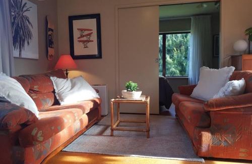 Havelock North Apartment | Country Cutie-Pie, close to town