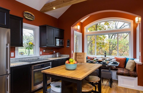 Front Royal Cabin | Country Elegance overlooking the Legendary Shenandoah River