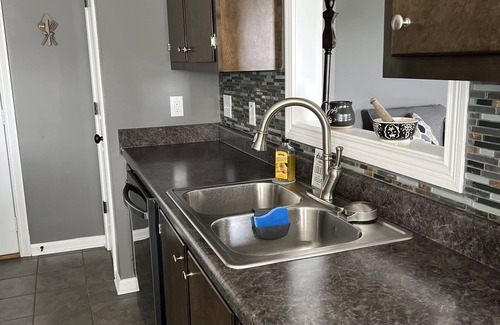 Montgomery County House | Country Escape with Jacuzzi & Private Yard in Southside