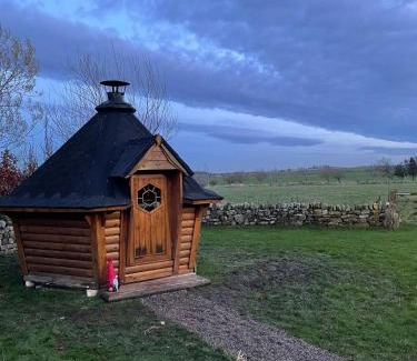 Otley House | Country Farmhouse - swim spa hot tub- bbq hut
