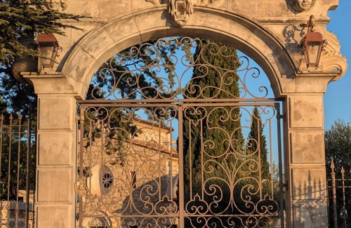 Le Puy-Sainte-Reparade House | Country estate with breathtaking views near Aix en Provence
