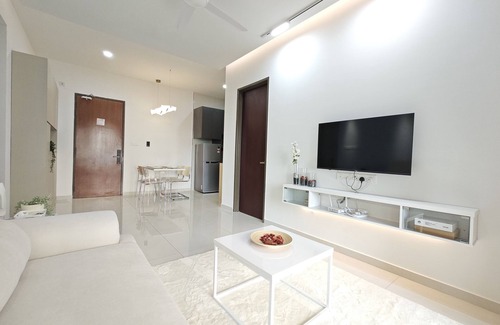 Central District Apartment | Country Garden By Antlerzone